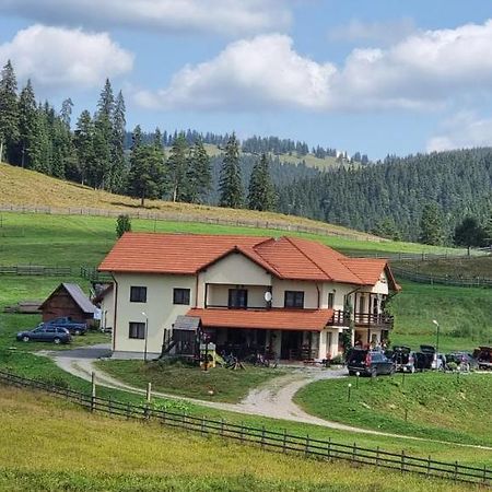 Pensiunea Catalina Moldova Sulita Kültér fotó