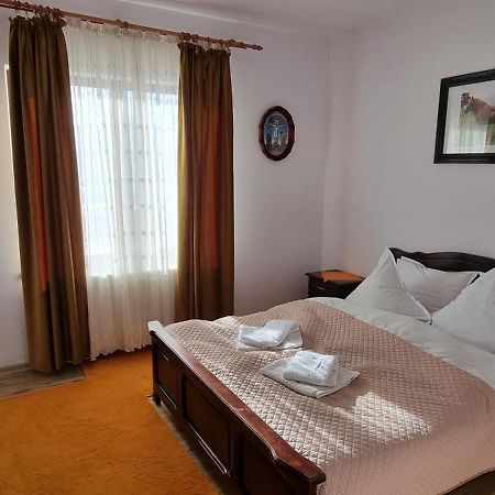 Pensiunea Catalina Moldova Sulita Szoba fotó